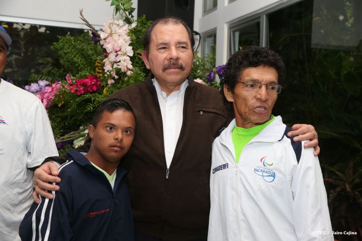 Presidente Daniel abandera a delegaciones que participarán en eventos deportivos internacionales