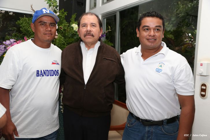 Presidente Daniel abandera a delegaciones que participarán en eventos deportivos internacionales