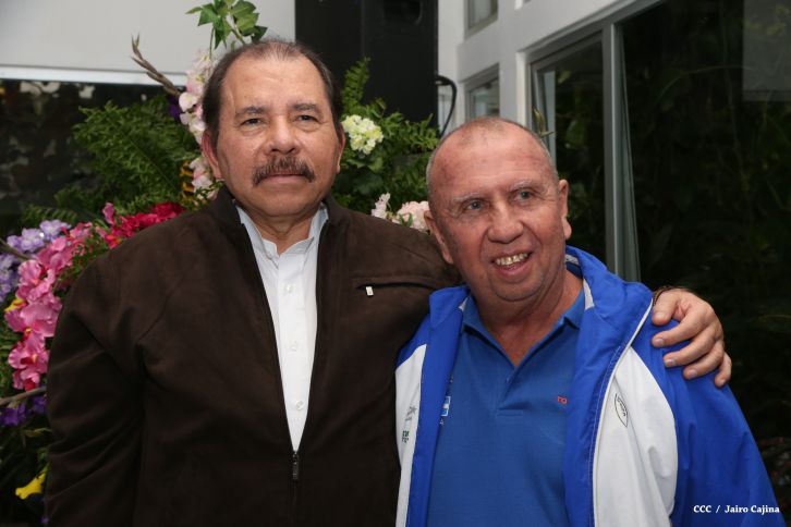 Presidente Daniel abandera a delegaciones que participarán en eventos deportivos internacionales