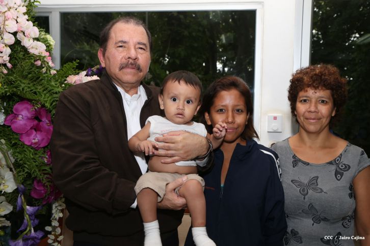 Presidente Daniel abandera a delegaciones que participarán en eventos deportivos internacionales