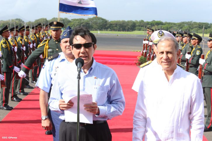 Presidente Ma Ying-jeou visita Empresa de Zona Franca Alpha Textil Nicaragua S.A.