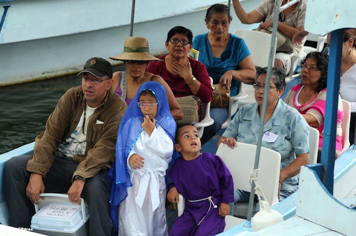 Via Crucis Acuático en Granada 2013
