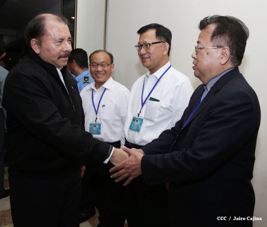 Presidente Daniel y Compañera Rosario asisten a cena con el presidente de Taiwán Ma Ying-jeou