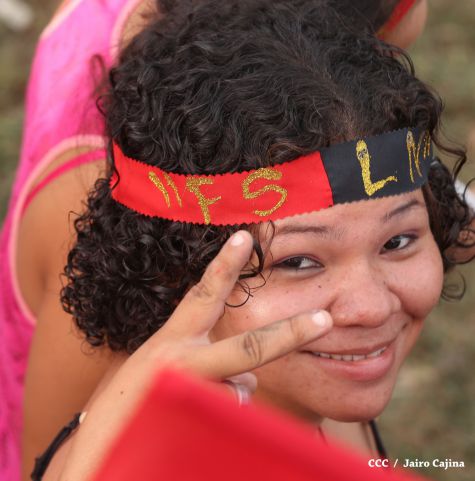 Juventud y Familias protagonizan Gran Caminata de la Alegría