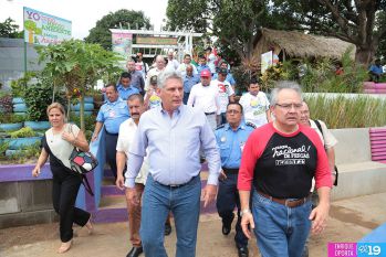 Primer Vicepresidente de Cuba y los Cinco héroes recorren Parque Nacional de Ferias