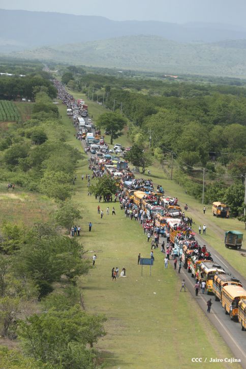 Caravanas de todo el país entran a Managua! Viva el 36/19!
