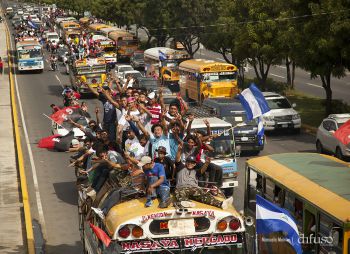 Caravanas de todo el país entran a Managua! Viva el 36/19!
