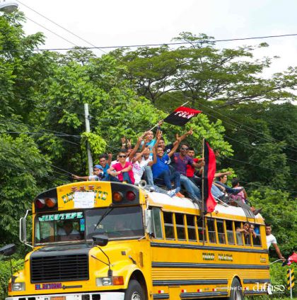 Caravanas de todo el país entran a Managua! Viva el 36/19!