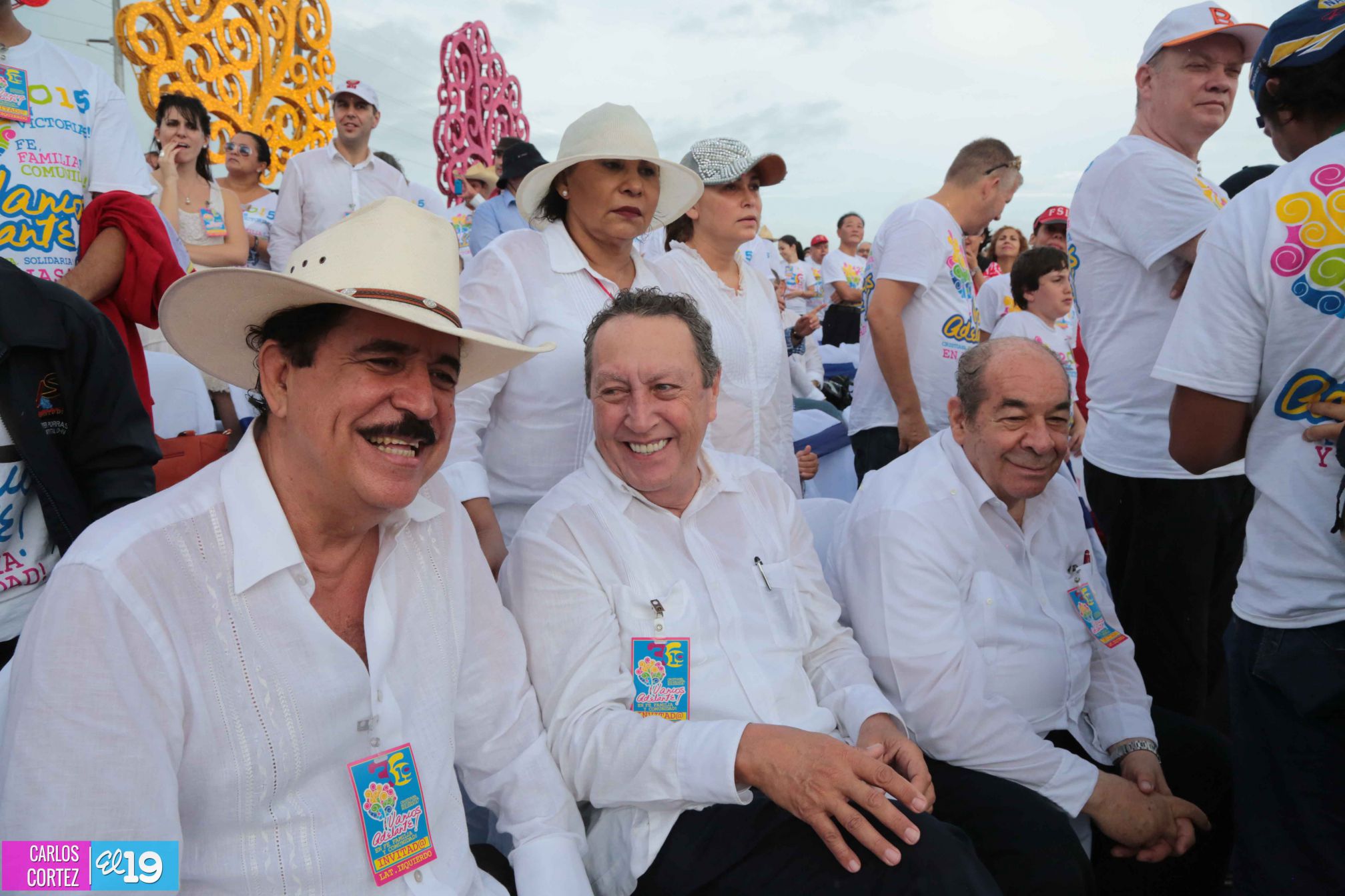 Más fotografías de la celebración del 36/19 