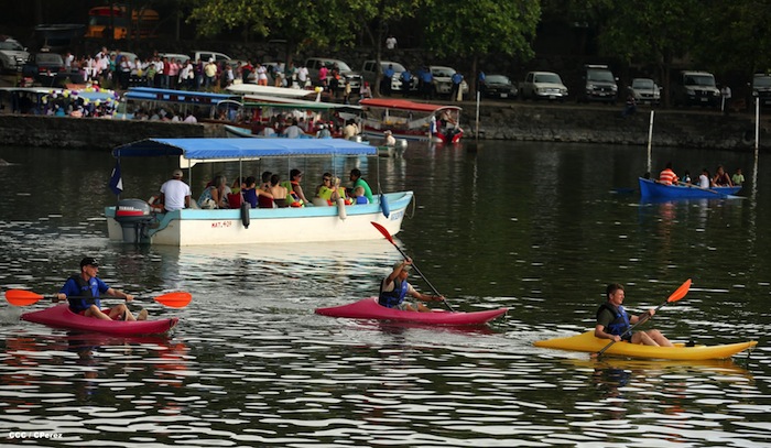Via Crucis Acuático en Granada 2013
