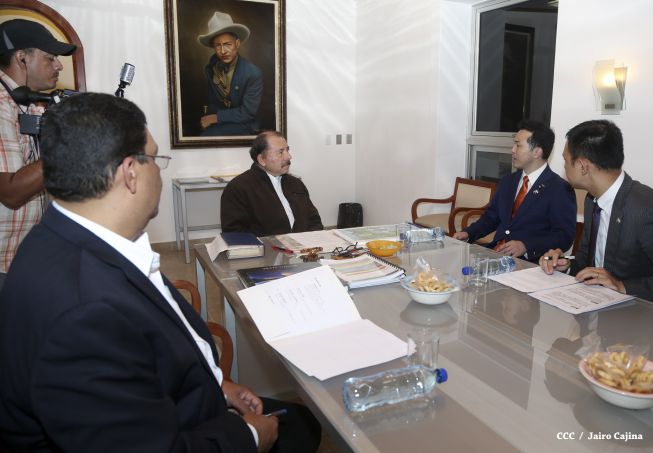 Presidente Daniel se reúne con vicecanciller de Japón, Takashi Uto