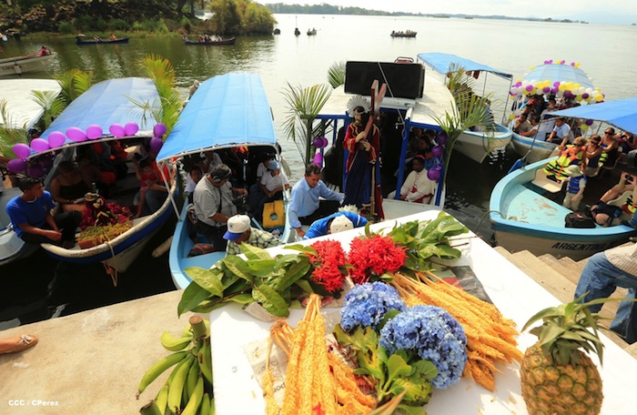 Via Crucis Acuático en Granada 2013