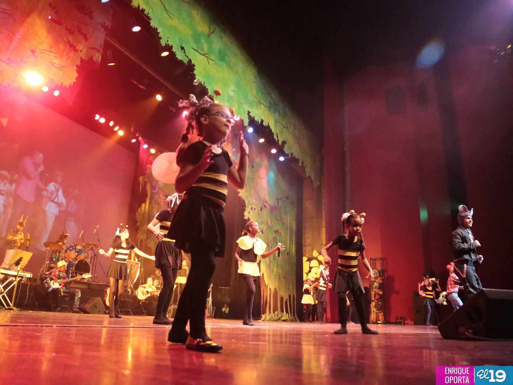 La Cucarachita Martina se enamoró con la melodía de Nicaragua, Nicaragüita