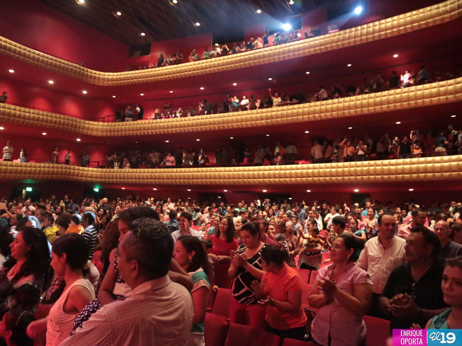 La Cucarachita Martina se enamoró con la melodía de Nicaragua, Nicaragüita