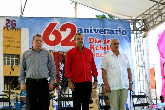 Música y canto para celebrar el 62 Aniversario del Día de la Rebeldía Nacional de Cuba