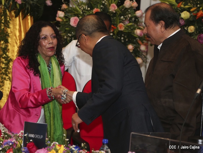 Presidente Daniel firma con HKND Group convenio marco para la construcción del Gran Canal