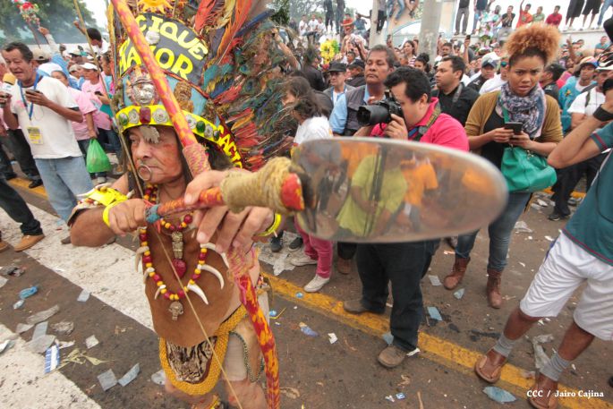 Viva Santo Domingo patrón de Managua!