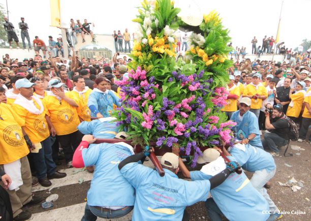 Viva Santo Domingo patrón de Managua!