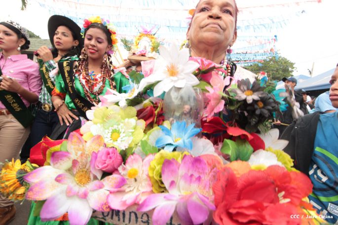 Viva Santo Domingo patrón de Managua!