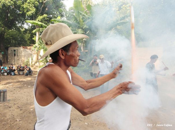 Viva Santo Domingo patrón de Managua!