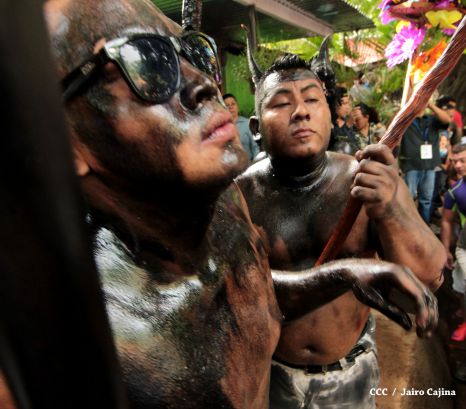 Viva Santo Domingo patrón de Managua!
