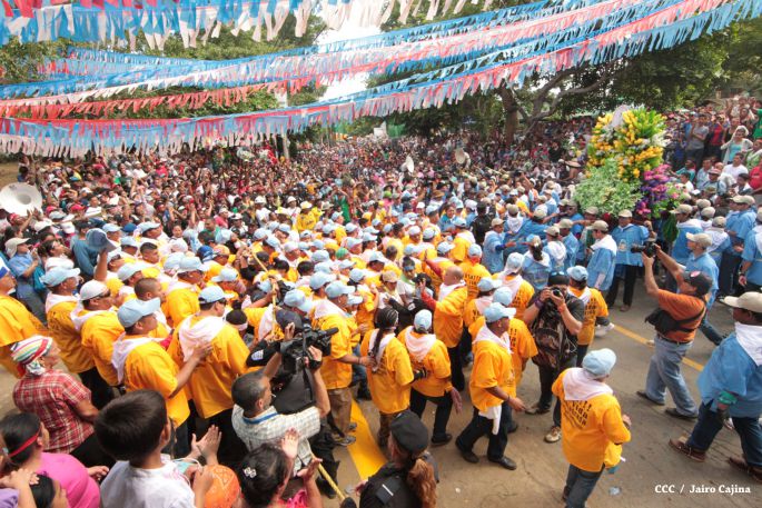 Viva Santo Domingo patrón de Managua!