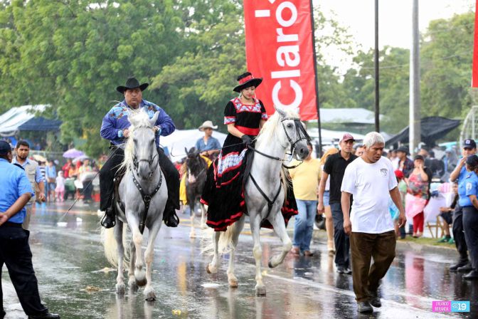 Desfile hípico en honor a Santo Domingo