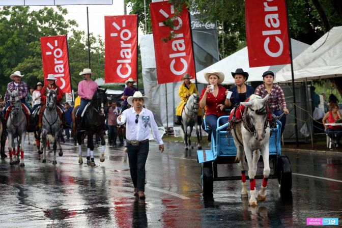 Desfile hípico en honor a Santo Domingo