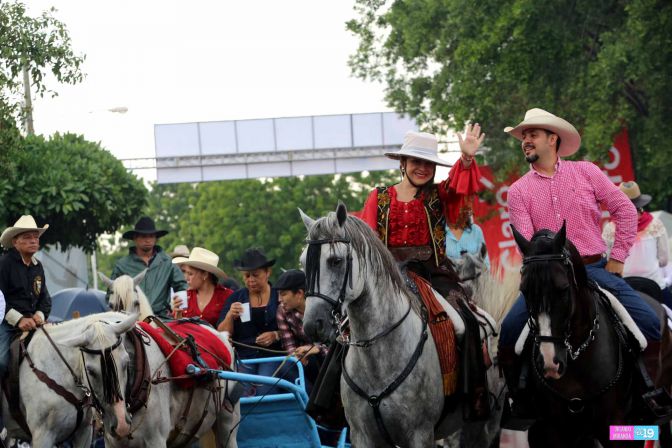 Desfile hípico en honor a Santo Domingo