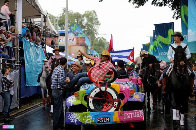 Desfile hípico en honor a Santo Domingo