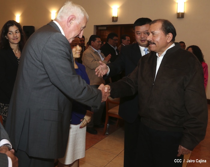 Presidente Daniel firma con HKND Group convenio marco para la construcción del Gran Canal