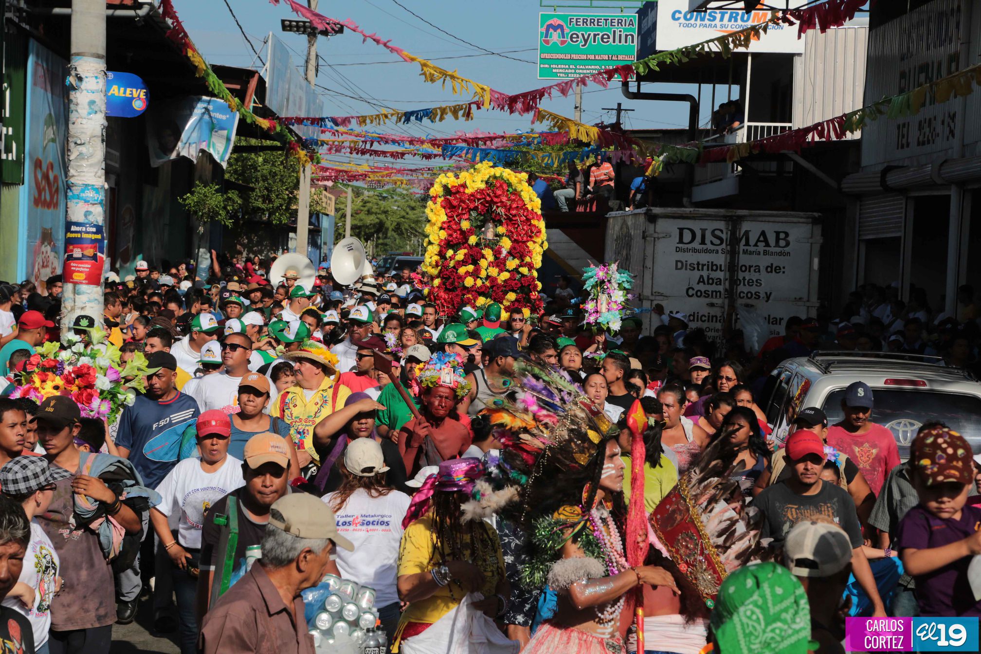 Santo Domingo recibe el cariño, el amor y la devoción de los barrios capitalinos