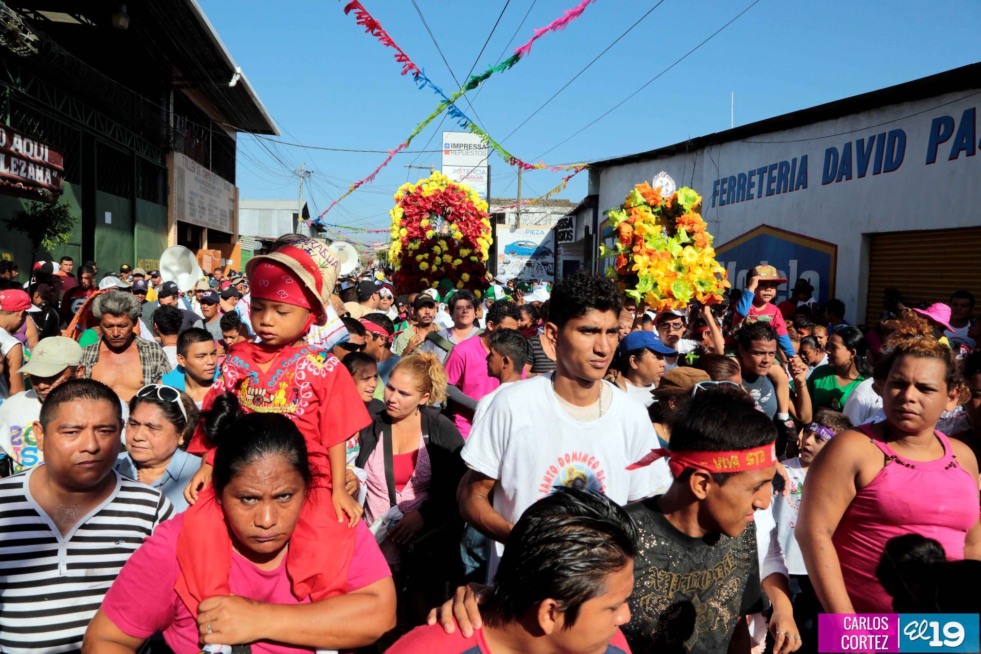 Santo Domingo recibe el cariño, el amor y la devoción de los barrios capitalinos