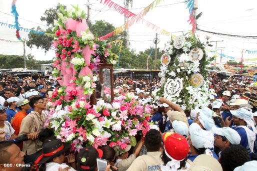 Santo Domingo de Guzmán rumbo a su morada en Las Sierritas