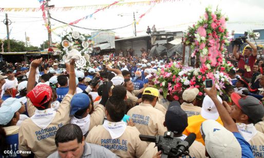 Santo Domingo de Guzmán rumbo a su morada en Las Sierritas