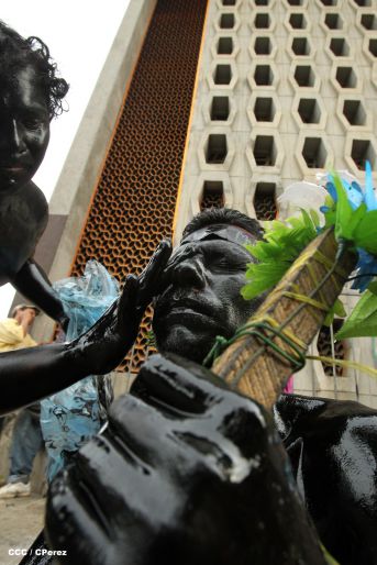 Santo Domingo de Guzmán rumbo a su morada en Las Sierritas