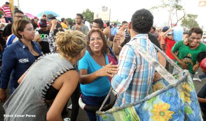 Fiestas de Santo Domingo concluyen con regreso de la milagrosa imagen a Las Sierritas