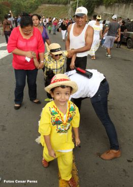 Fiestas de Santo Domingo concluyen con regreso de la milagrosa imagen a Las Sierritas