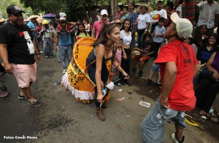 Fiestas de Santo Domingo concluyen con regreso de la milagrosa imagen a Las Sierritas