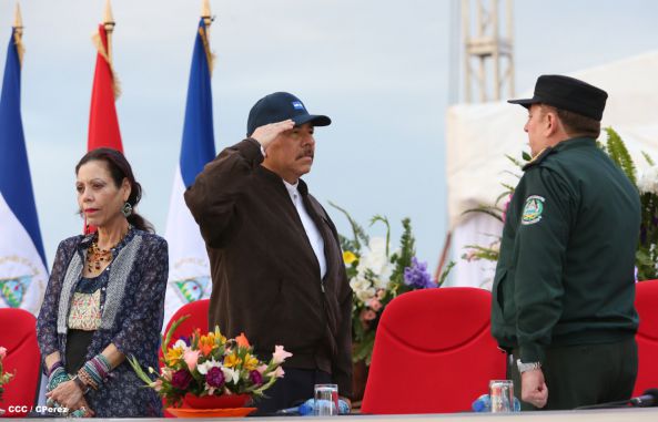 Presidente Daniel y Compañera Rosario encabezan acto del 36 aniversario de constitución de la Fuerza Aérea del Ejército de Nicaragua