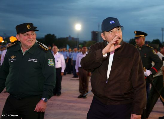 Presidente Daniel y Compañera Rosario encabezan acto del 36 aniversario de constitución de la Fuerza Aérea del Ejército de Nicaragua