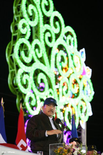 Presidente Daniel y Compañera Rosario encabezan acto del 36 aniversario de constitución de la Fuerza Aérea del Ejército de Nicaragua