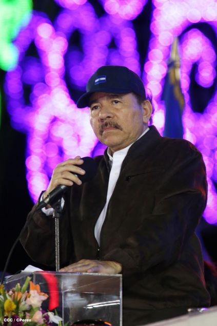 Presidente Daniel y Compañera Rosario encabezan acto del 36 aniversario de constitución de la Fuerza Aérea del Ejército de Nicaragua