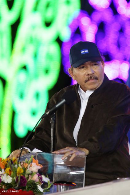 Presidente Daniel y Compañera Rosario encabezan acto del 36 aniversario de constitución de la Fuerza Aérea del Ejército de Nicaragua