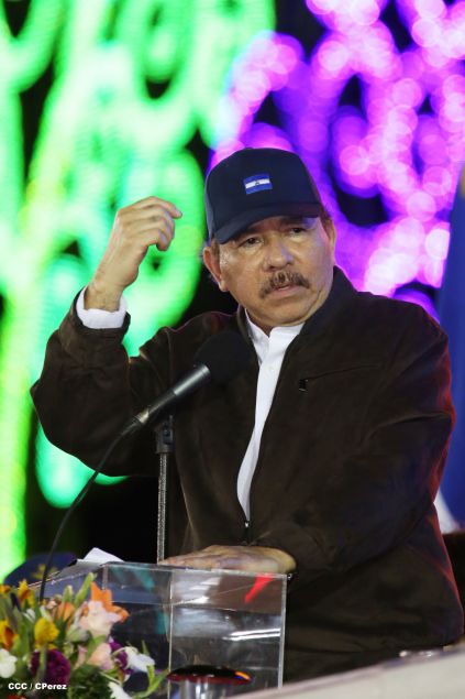 Presidente Daniel y Compañera Rosario encabezan acto del 36 aniversario de constitución de la Fuerza Aérea del Ejército de Nicaragua