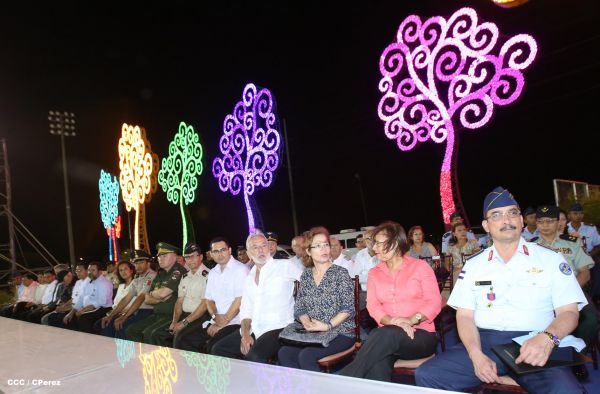 Presidente Daniel y Compañera Rosario encabezan acto del 36 aniversario de constitución de la Fuerza Aérea del Ejército de Nicaragua