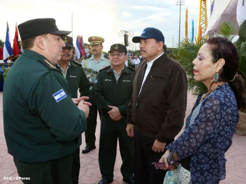 Presidente Daniel y Compañera Rosario encabezan acto del 36 aniversario de constitución de la Fuerza Aérea del Ejército de Nicaragua