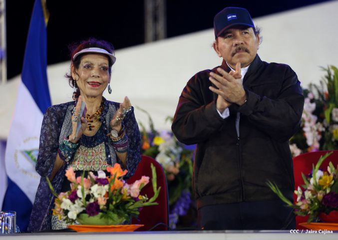 Presidente Daniel y Compañera Rosario encabezan acto del 36 aniversario de constitución de la Fuerza Aérea del Ejército de Nicaragua