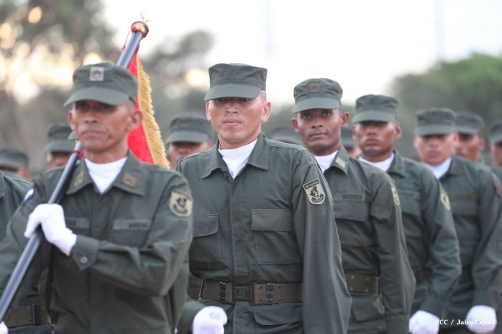 Presidente Daniel y Compañera Rosario encabezan acto del 36 aniversario de constitución de la Fuerza Aérea del Ejército de Nicaragua