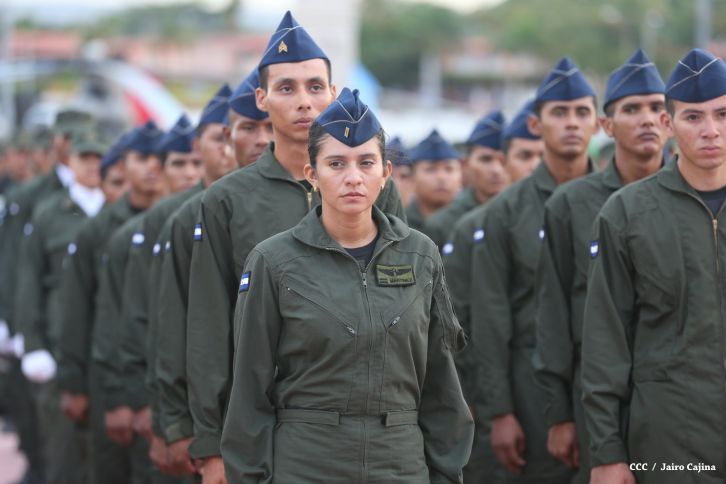 Presidente Daniel y Compañera Rosario encabezan acto del 36 aniversario de constitución de la Fuerza Aérea del Ejército de Nicaragua